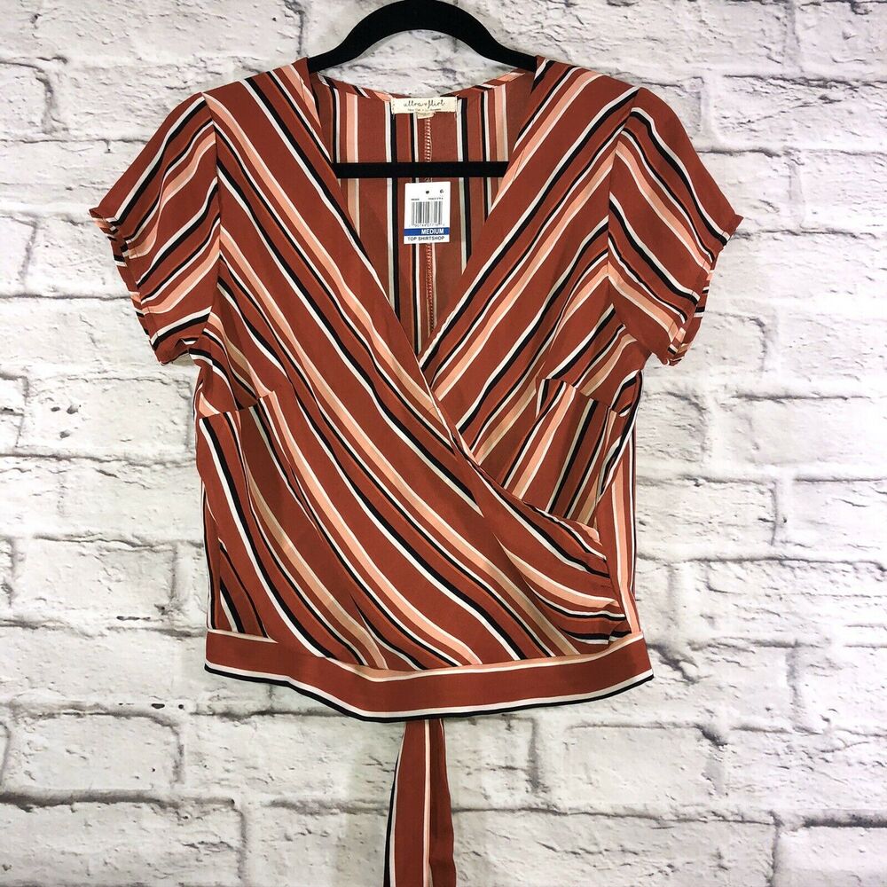 Ultra Flirt Womens Rear Tie Striped Wrap Short Sleeve Top Juniors Size Medium
